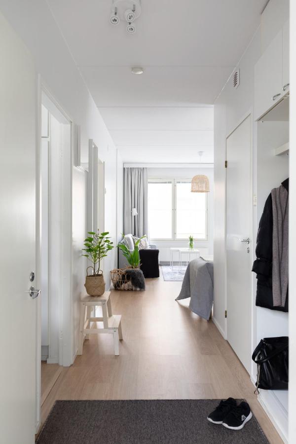 Sleepwell Apartments Allinkatu With Private Sauna And Parking Turku Exterior photo